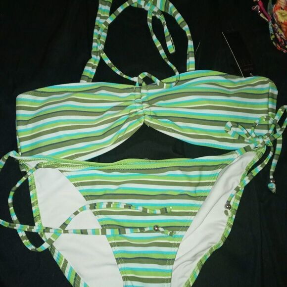One Swimwear bathing suit - Picture 2 of 16